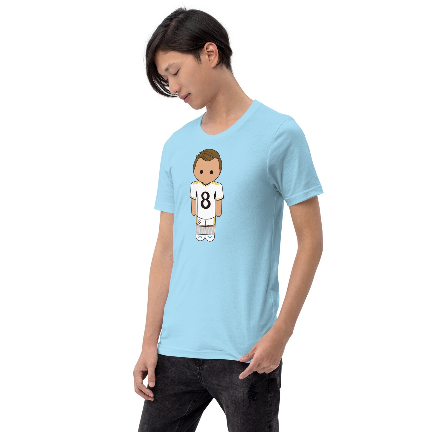 toni-kroos-23-24-unisex-t-shirt